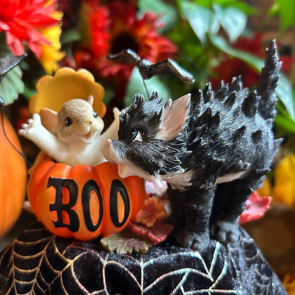 Charming Tails HALLOWEEN “Don’t Be A Scaredy Cat, Have Fun” (85/124)